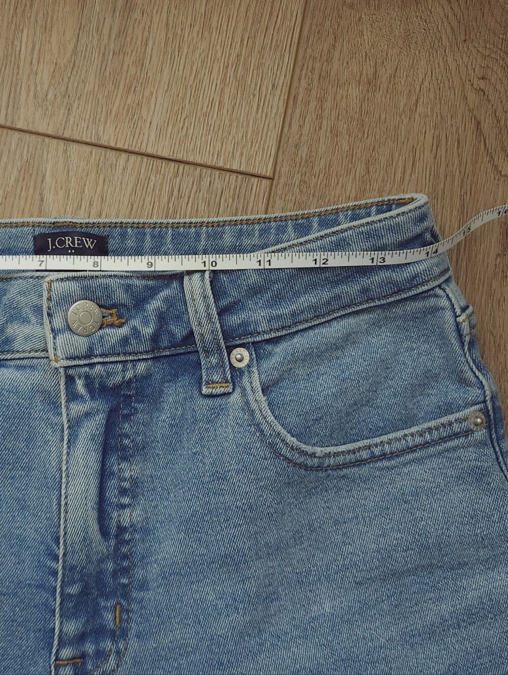 J. Crew Women's High-Rise Light Wash Blue Jeans - Picture 3 of 8